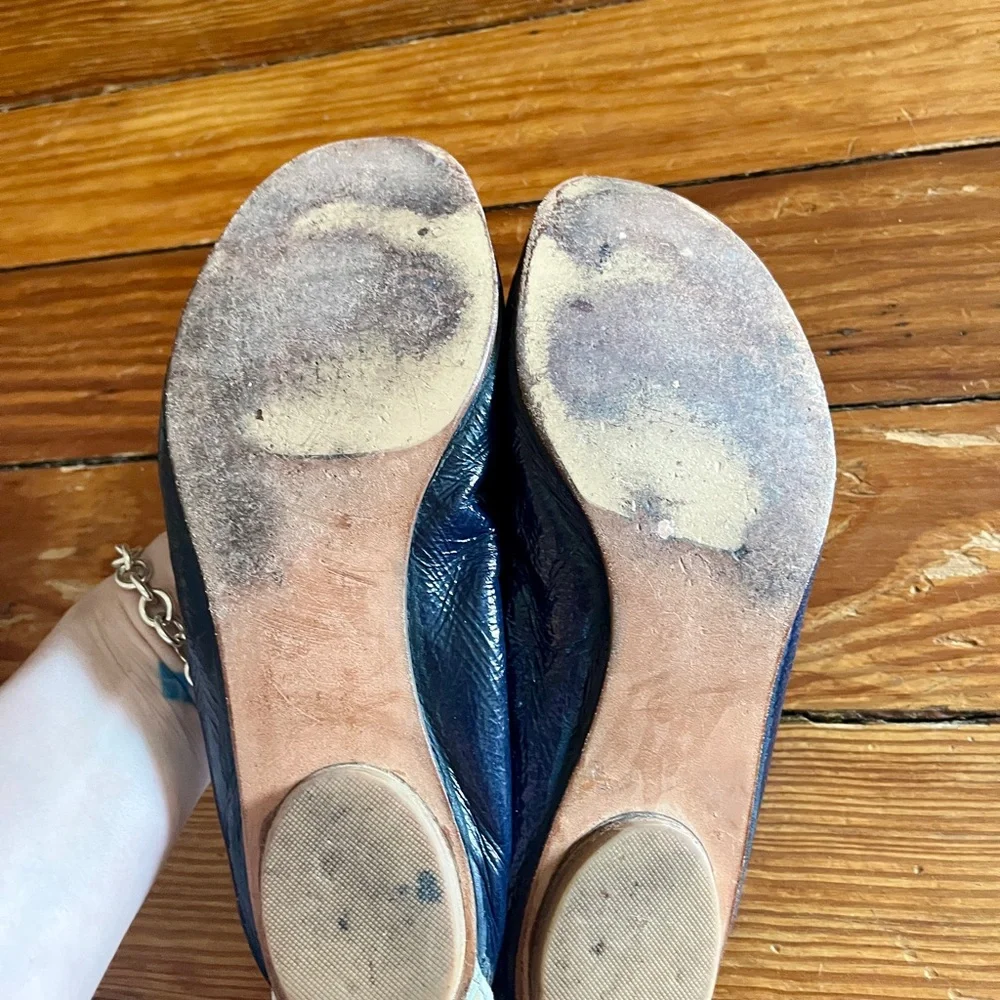 Chanel CHEAP Elegant Blue and White Women's Flats - Picture 4 of 5